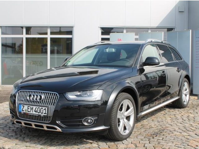 LHD AUDI A4 ALLROAD